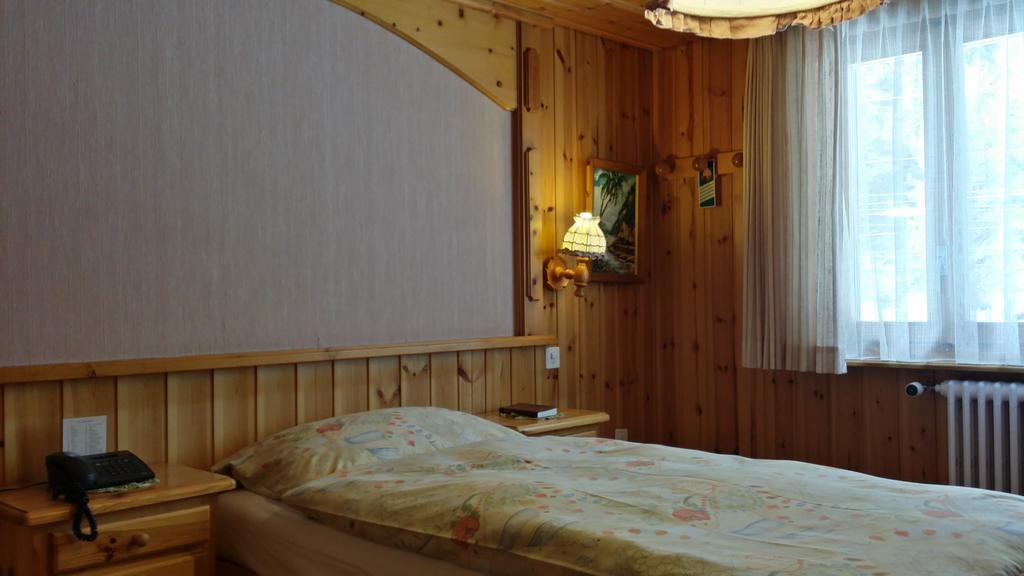 Alpine Budget Rooms By Taescherhof Zermatt Room photo