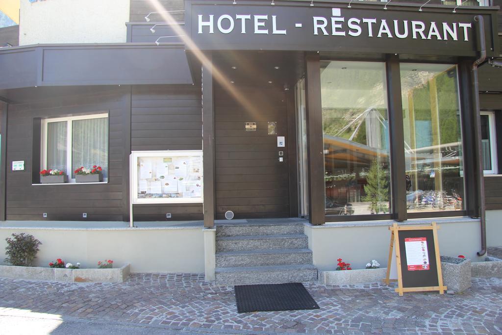 Alpine Budget Rooms By Taescherhof Zermatt Exterior photo