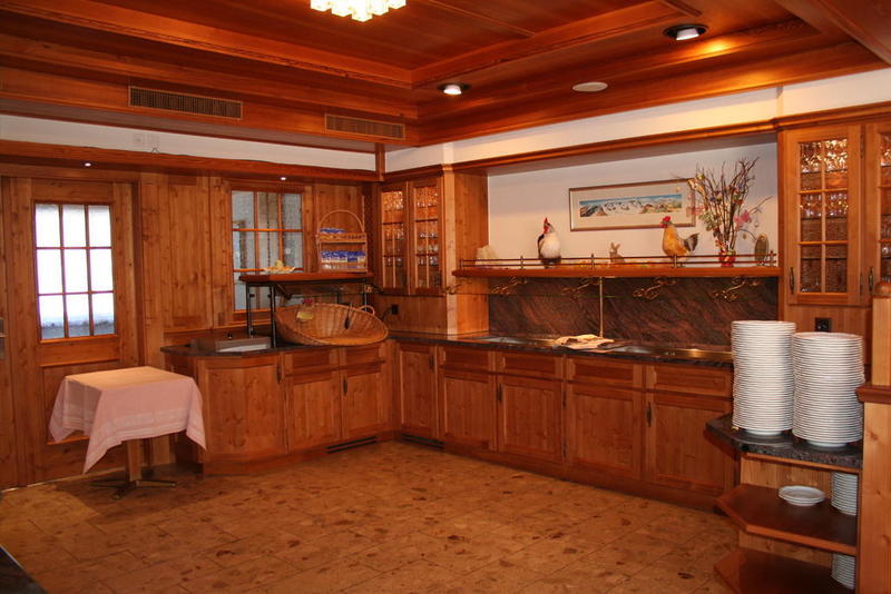 Alpine Budget Rooms By Taescherhof Zermatt Exterior photo