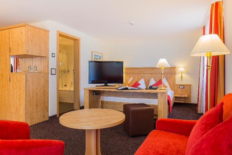 Alpine Budget Rooms By Taescherhof Zermatt Exterior photo